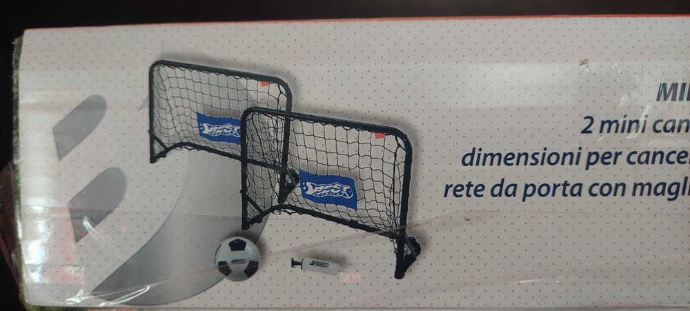 Сгъваеми футболни врати