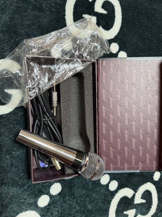 Продается микрофон