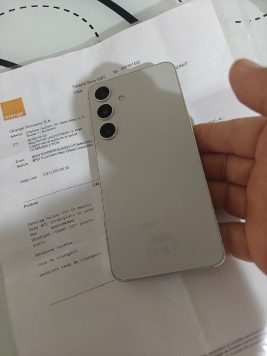 Samsung S24 model 256 gb