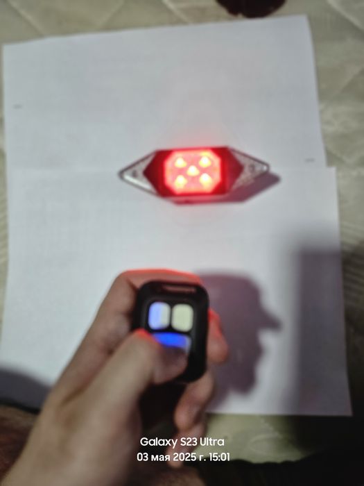 Продаеться фанарик с сигналкой