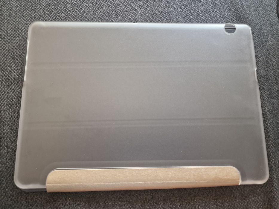 Калъф за таблет 9.6