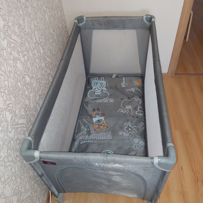 Продам Манеж  раскладной