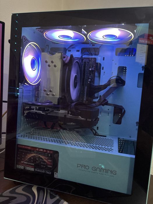 PC Gaming – Intel i5-9400F 32GB RAM AMD RX 570  SSD 512GB Windows 11 Funcționează perfect  bun pentru gaming și utilizare zilnică.