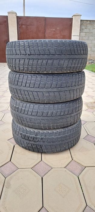 Продам шины зимние