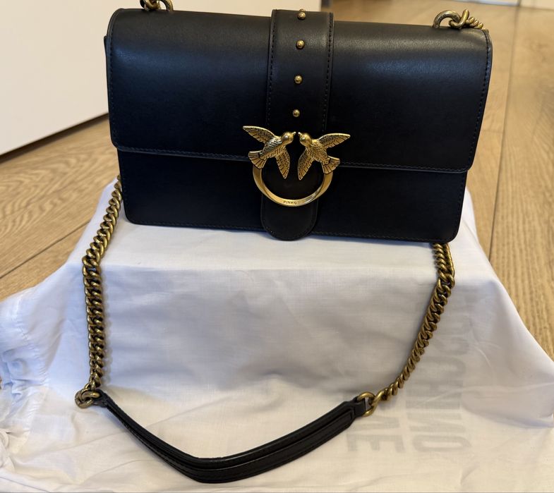 Оригинална черна чанта Pinko