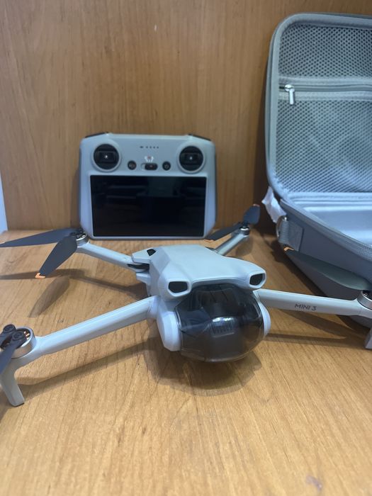 Дрон Dji mini 3 с кейсом