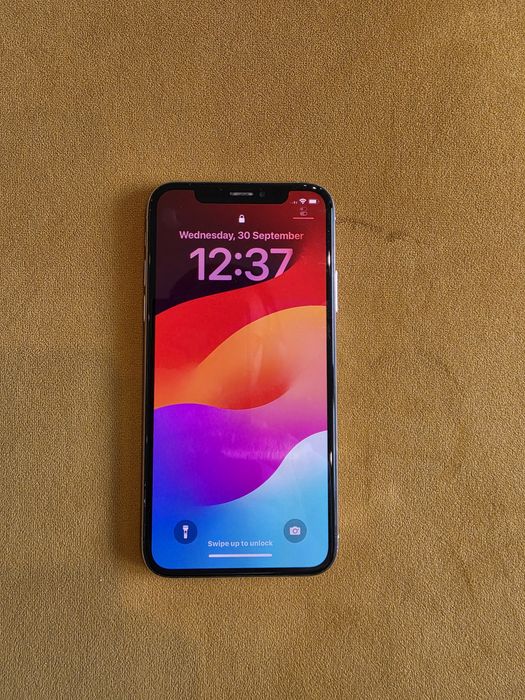 Iphone XS alb 64gb