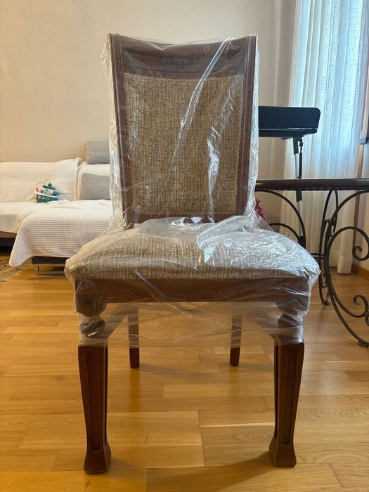 Стулья для гостиной в отличном состоянии