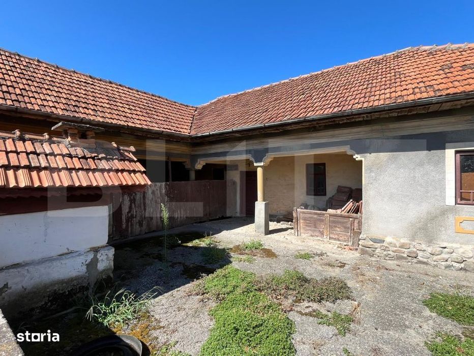 Casa de vanzare, 5 camere, 146 mp, zona TURCINESTI