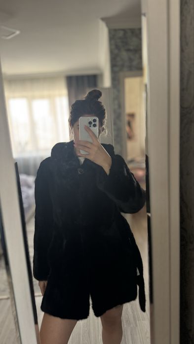 Продам норковую шубу