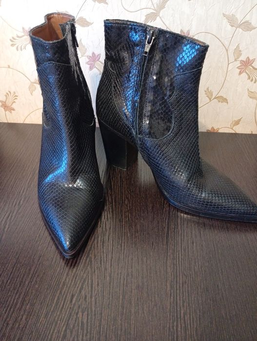 Кожаные казачки 120.000