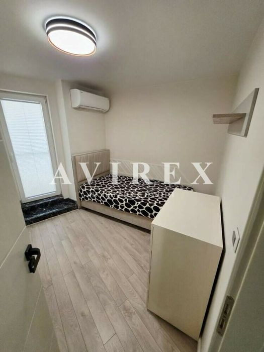 Дава се под наем Тристаен апартамент в Пловдив, Център - 100 кв.м за 698.19 € - Снимка #9