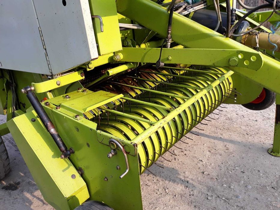 Vand Presa de balotat CLAAS Rollant 46