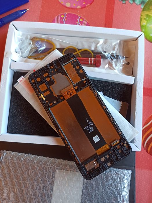 Display-uri telefoane iPhone, Samsung,Oppo, Xiaomi, iPad.100 Ron