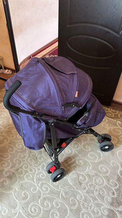 Кольяска сатылады.