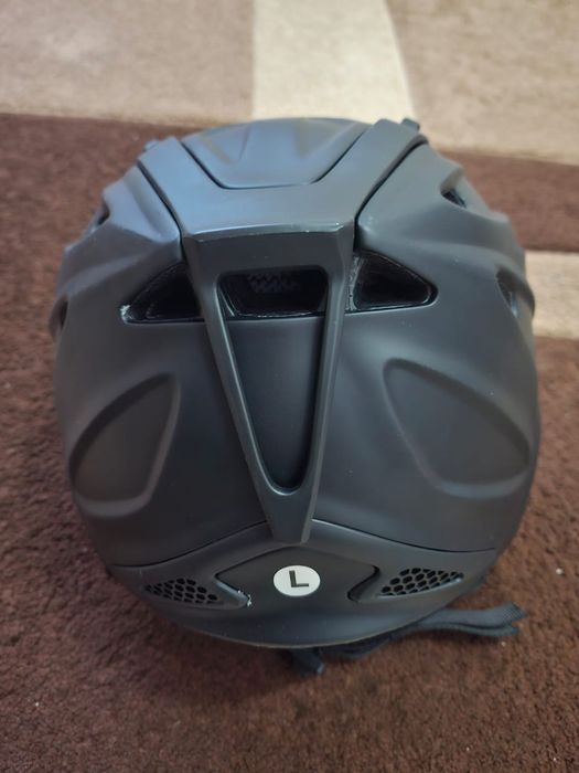 Лыжные шлемы, разные