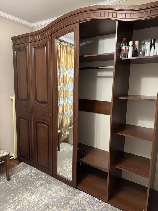 Продам Шифоньер ( гардеробный шкаф )