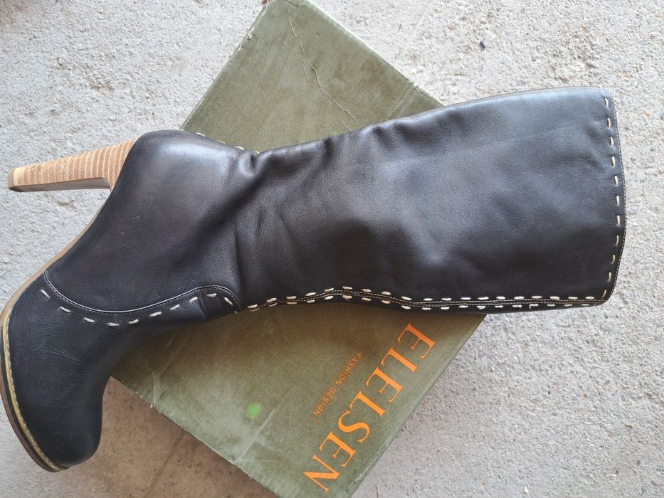 Женские кожаные сапоги