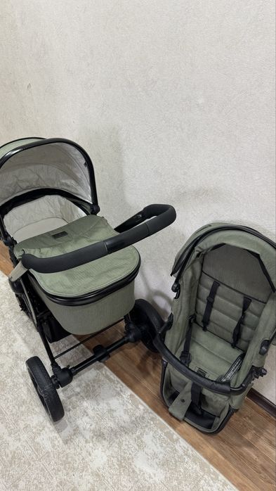 Продам коляску 2 в 1 в отличном состоянии