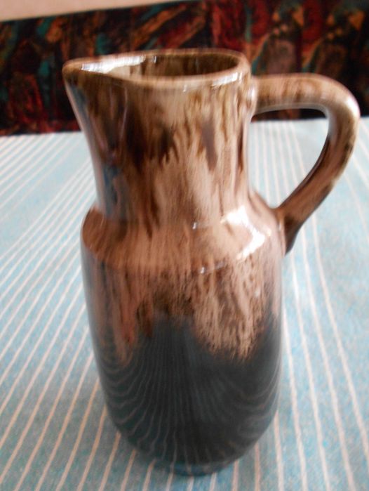 Единични бройки порцелан и прибори от соца