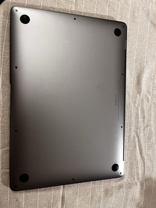 MacBook Air Retina 13-inch, 2018, 128gb + адаптер