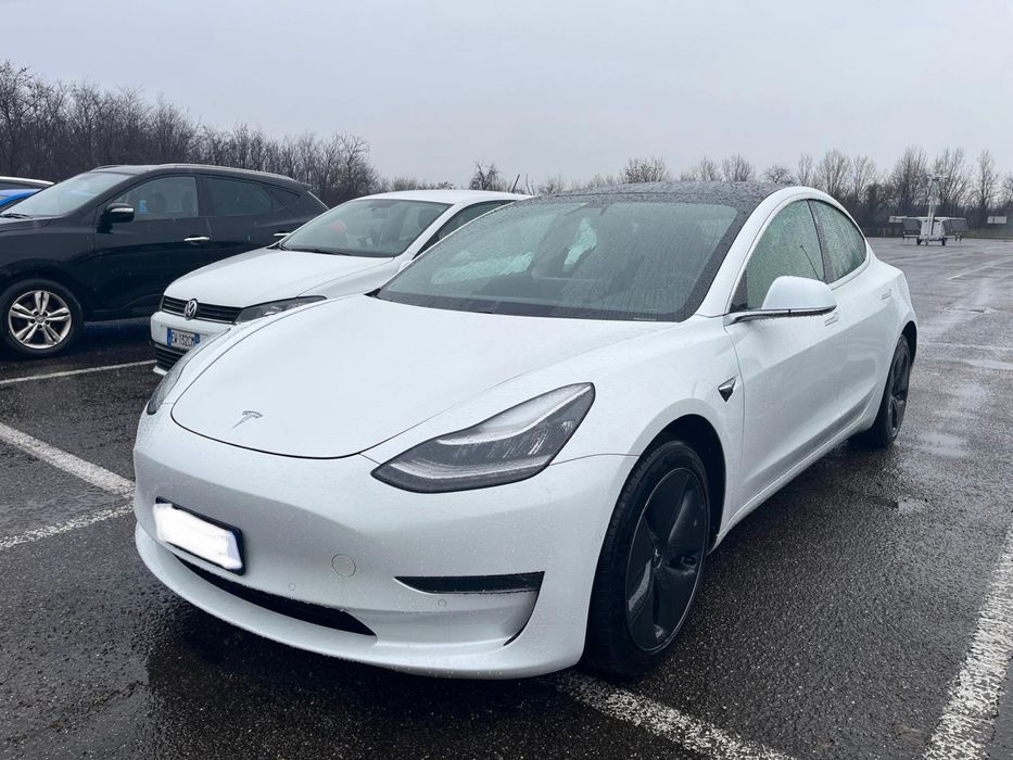 Tesla Model 3 Long Range Dual Motor AWD 4x4 Garantie12.2027 TVA Deductibil  posibil Leasing Credit Auto