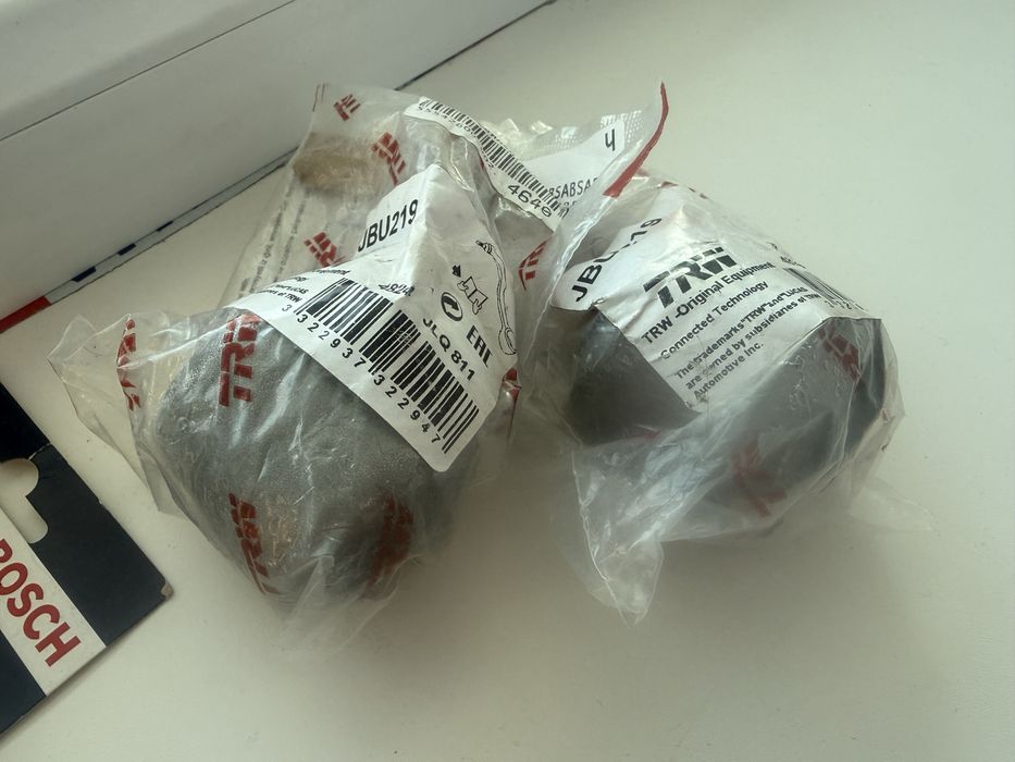 Новые сайлентблоки trw для bmw