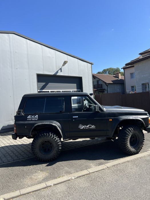 Nissan Patrol Y 60