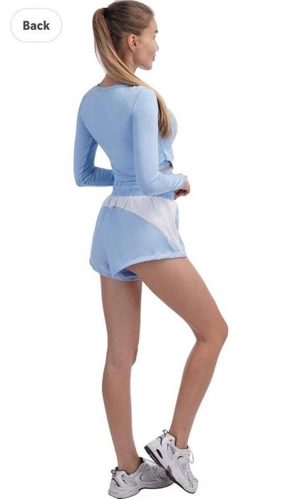 Спортивный костюм