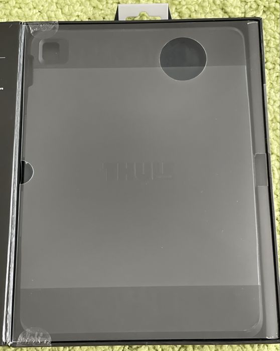 Vând Husa Thule Atmos iPad Pro 9.7” si iPad Air 2.