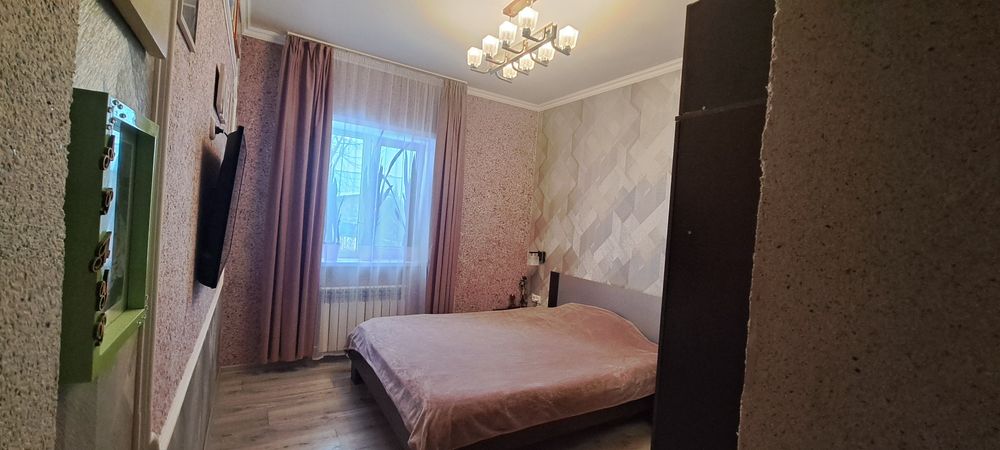 Продам пол дома в тихом районе