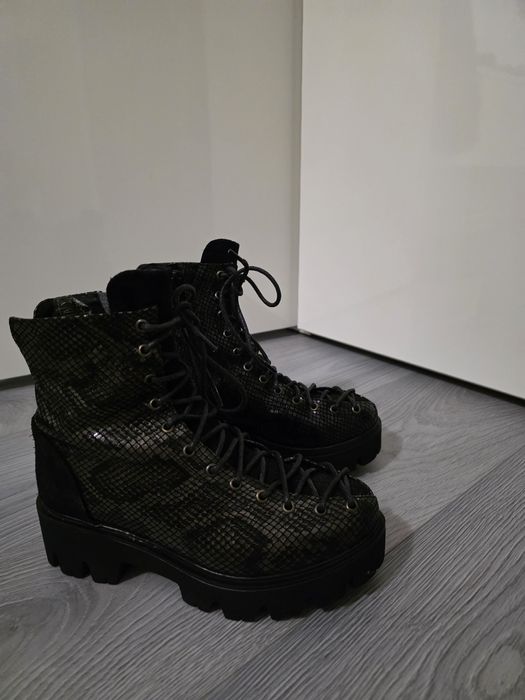 Vand ghete marime 36