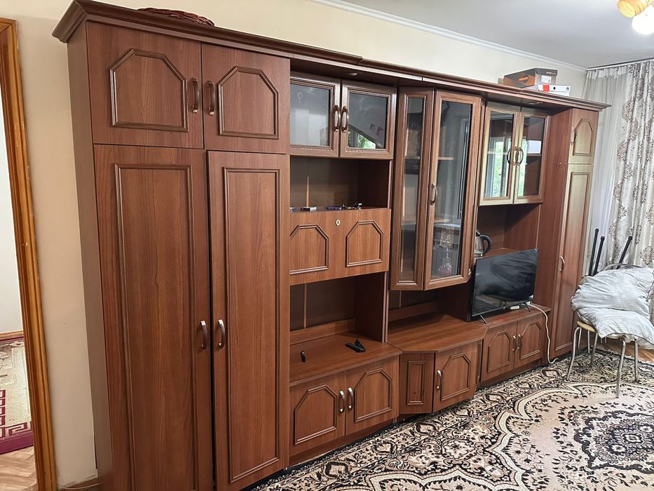 Продам стенку самовывоз