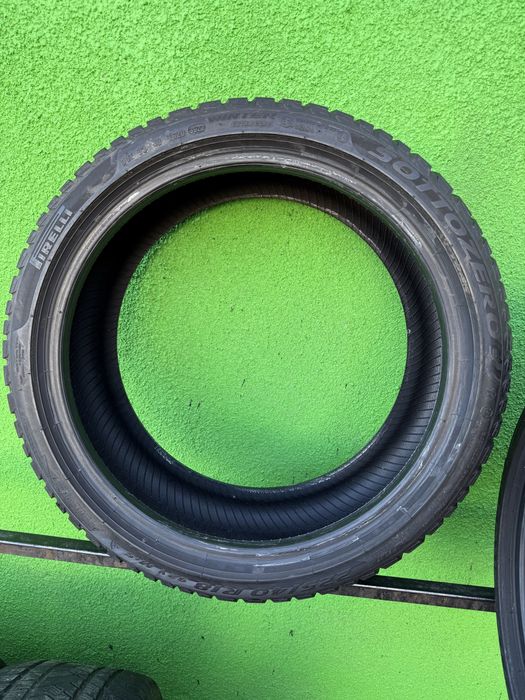 225/40/18 M+S PIRELLI RUNFLAT dot 2021 Profil 6mm Profil ramas 90%