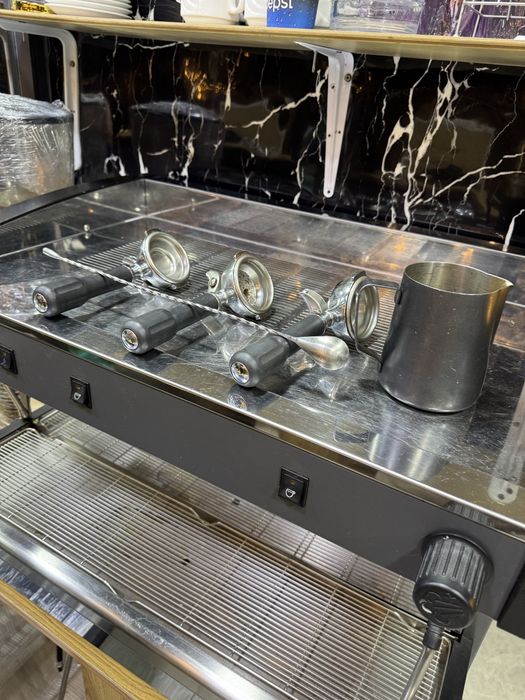 Kofe mashinasi Robustezza ST2M