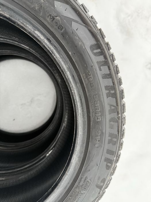 Cauciucuri iarna 205 55 R16 Goodyear