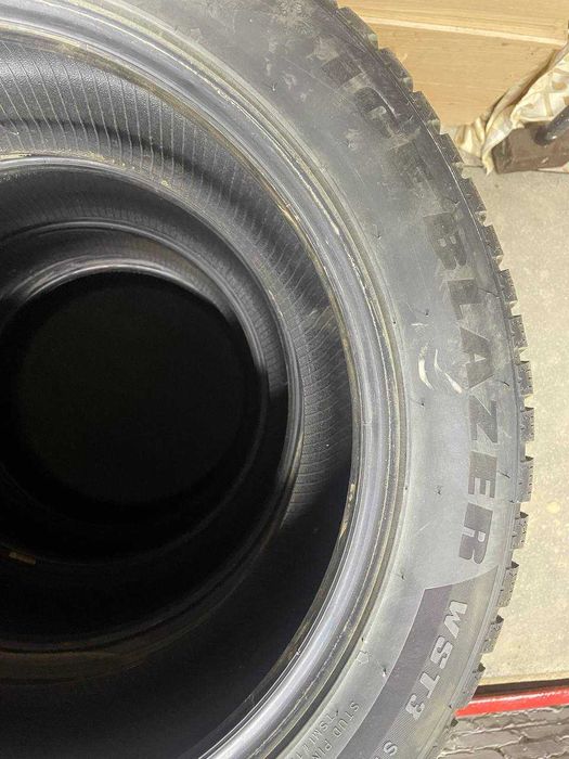 Зимние шины 235/55R18