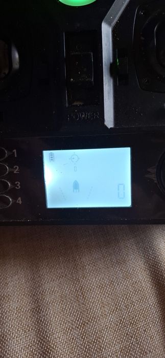 Лодка за захранка с GPS