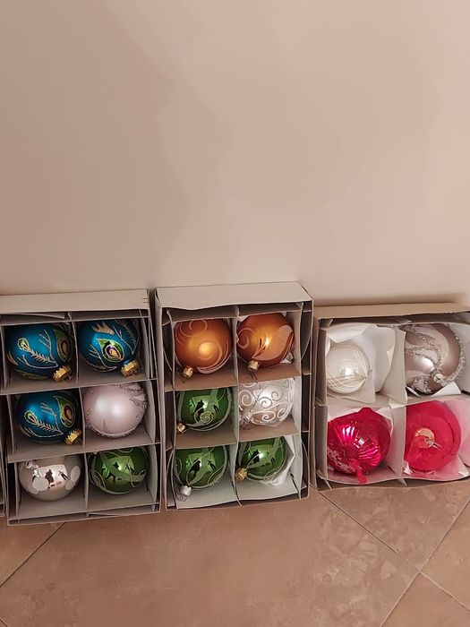 Ёлка новогодняя с игрушками