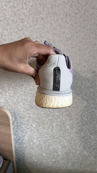 Adidas кроссовки