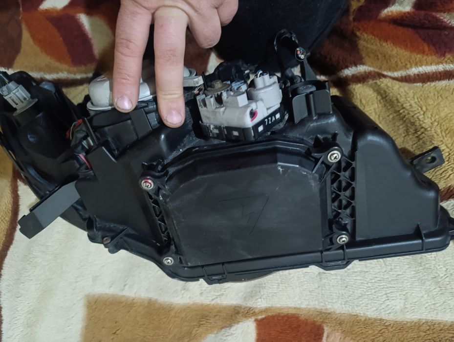 Фары на Субару Legacy