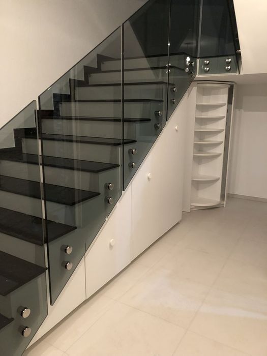 Balustradă din sticlă personalizată