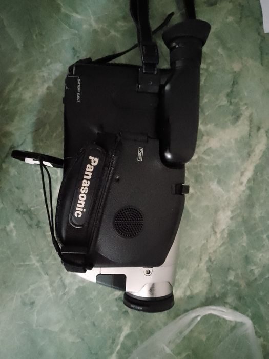 Продам камеру Panasonic VX 27