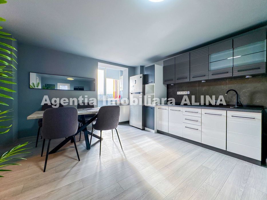 Apartament LA CHEIE, cu 4 camere in Deva, zona Balcescu, 80 mp.