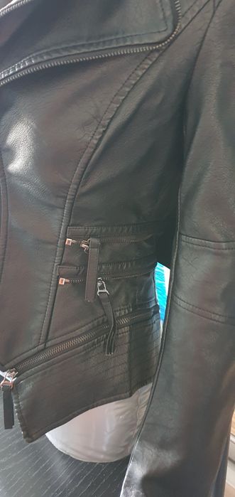 Geacă cambrată imitație piele