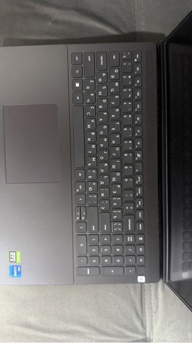 Ноутбук  dell vostro