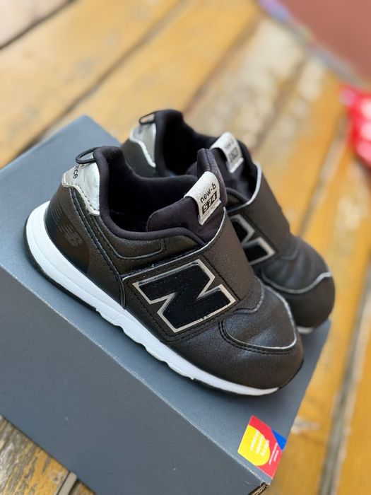 Adidasi New Balance