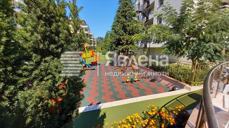 Продава се Двустаен апартамент в Приморско - 66 кв.м за 1150 €/кв.м - Снимка #2