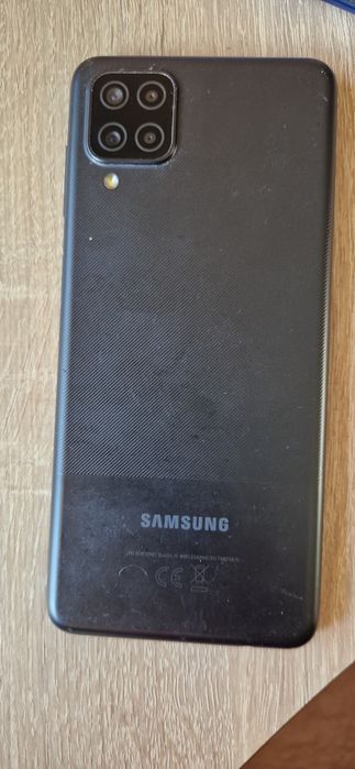 3 Samsung телефона - А12, А20е, А70