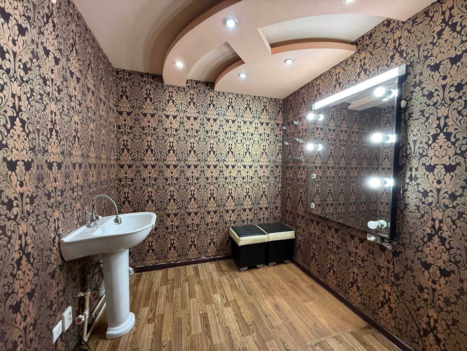 TAYYOR BIZNES JOYIL BILAN birga sotiladi #a738